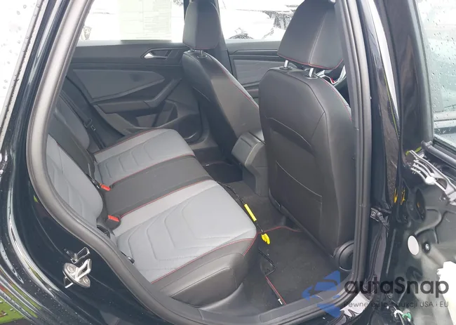 3VW2T7BU4SM050227: 42365904