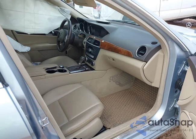 WDDGF4HB1DR241759: 42365958