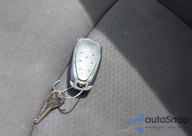 1G1ZB5ST9JF111787: 42366053