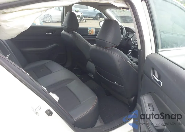 1N4BL4CW0NN385180: 42366054