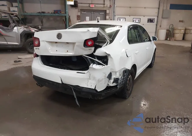 3VWJZ71K68M056243: 42367392