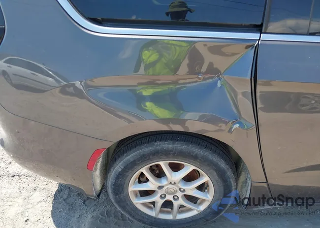 2C4RC1CG7HR628569: 42367411