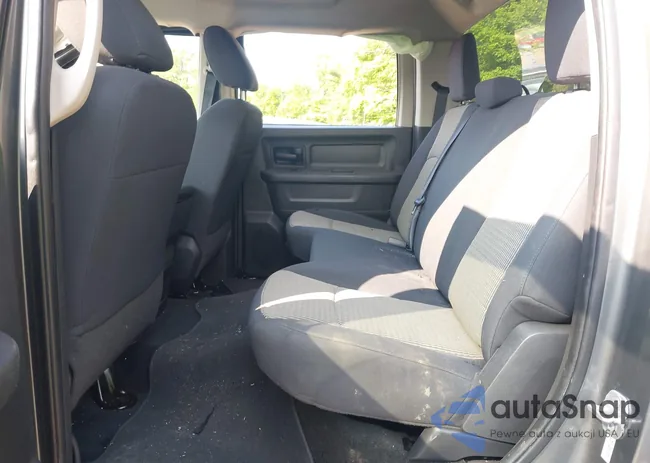 1C6RD7KT6CS174599: 42367638