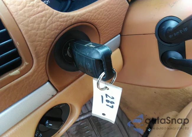 WP1AA2AP5ALA07274: 42367681