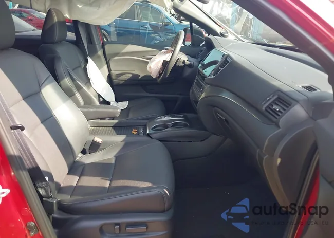 5FNYF7H58NB006115: 42366755