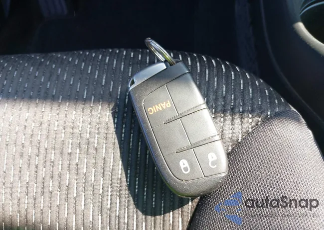 3C4PDDBG0ET128057: 42366928