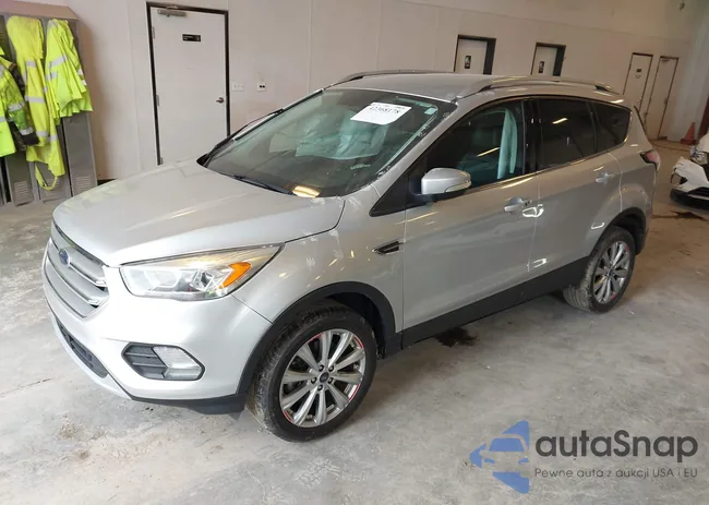 1FMCU9JD5HUD32944: 42368178