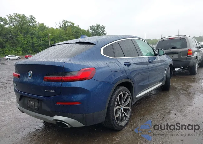 5UX33DT09N9K21010: 42368231