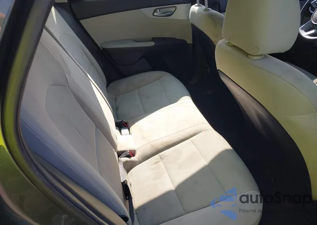 3KPF24AD5PE522525: 42368306