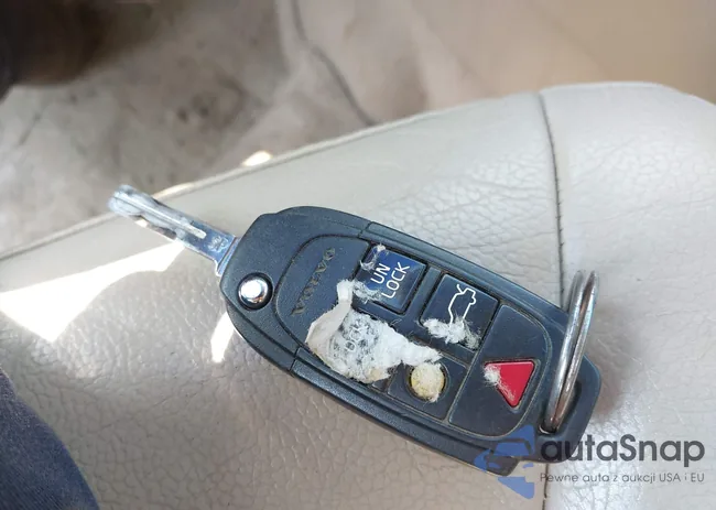 YV1RS59V442339653: 42368628