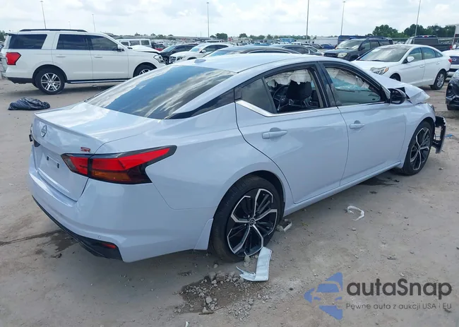 1N4BL4CV6SN337721: 42367805