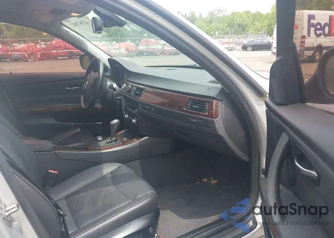 WBAPK5G5XBNN29191: 42367812