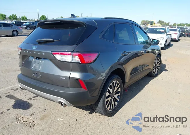 1FMCU0BZ3LUC49186: 42367825