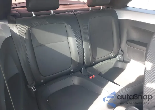 3VWJP7AT3CM646293: 42367885