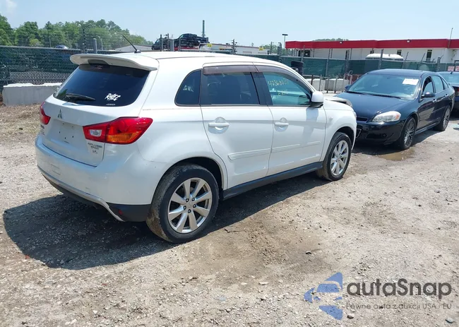 4A4AR3AW6FE034043: 42368034