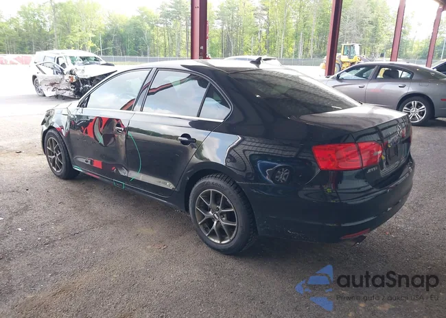 3VWD07AJ3EM293654: 42368041