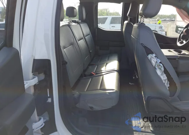 1FT7X2AA4PED77473: 42368062