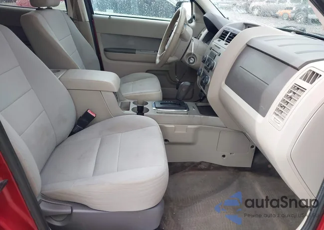 1FMCU0DG8BKA92826: 42369235