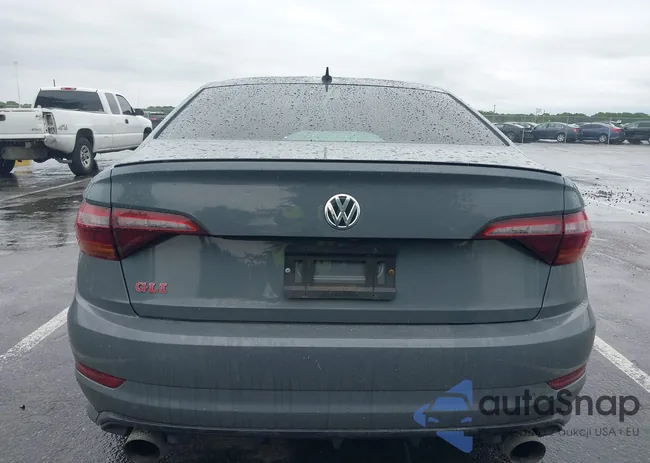 3VW5T7BU6KM147829: 42369302