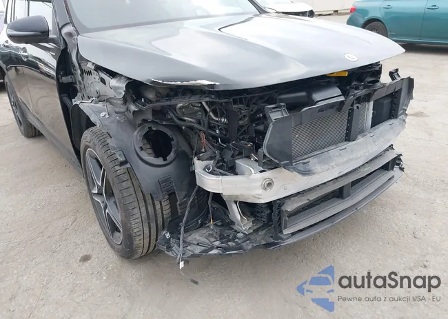 W1N4M4GB7PW331968: 42369311