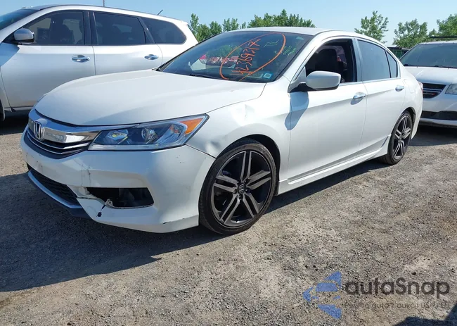 1HGCR2F53HA266122: 42369317