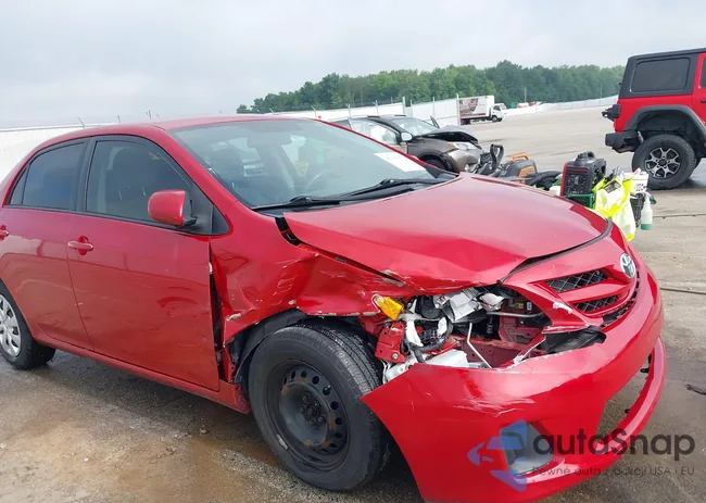 2T1BU4EEXBC550212: 42369473