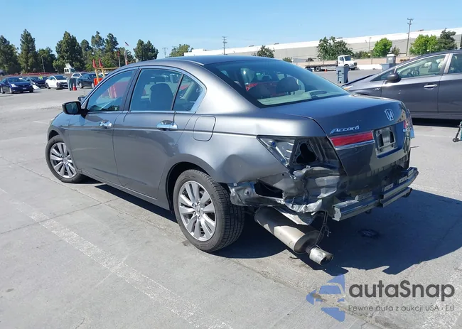 1HGCP3F75CA003331: 42369592