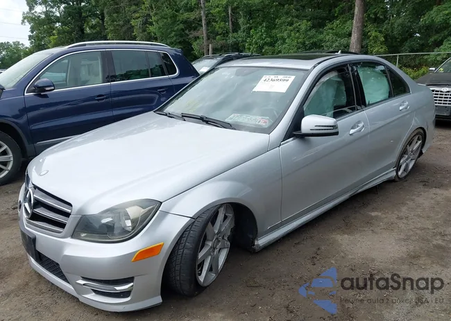 WDDGF4HBXEG232877: 42369599