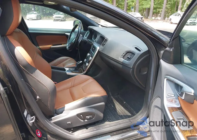 YV140MEK7G1298130: 42369611