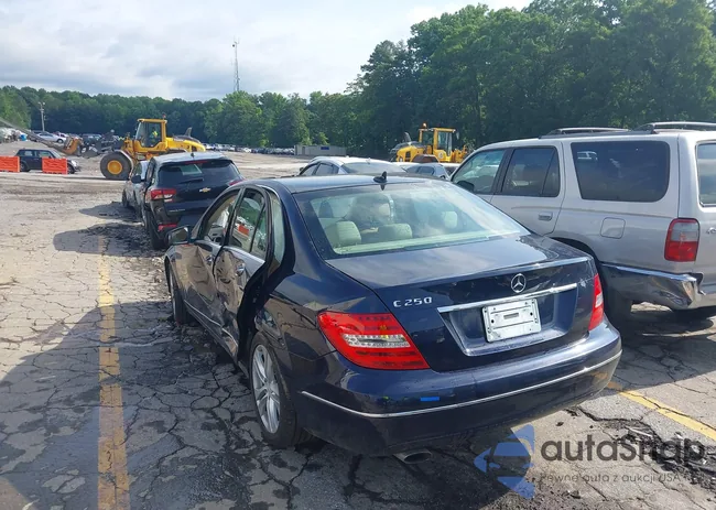 WDDGF4HB6EA917896: 42368736