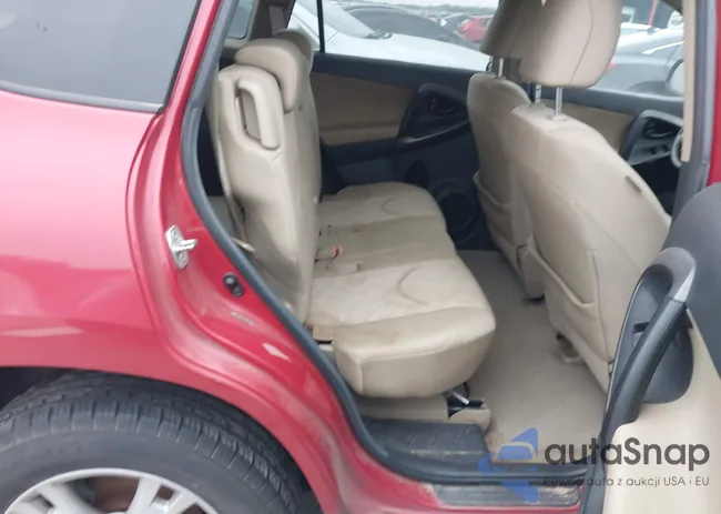 2T3BK4DV8BW049512: 42368846