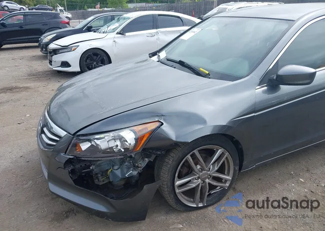 1HGCP2F6XCA175050: 42369062