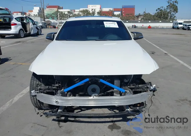 WBA8B3C52GK383568: 42369090