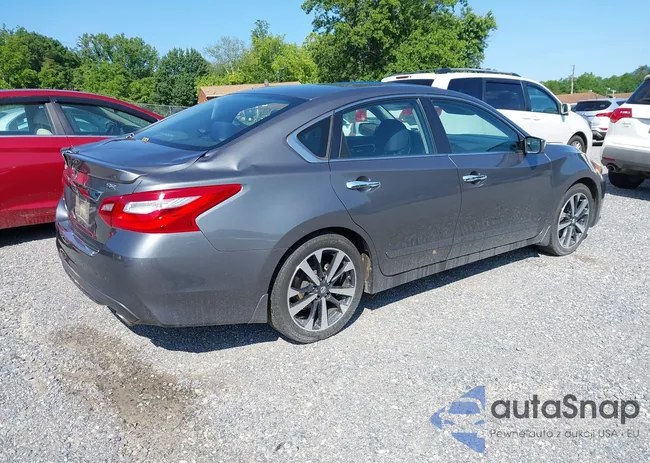 1N4AL3AP9GC223757: 42370200