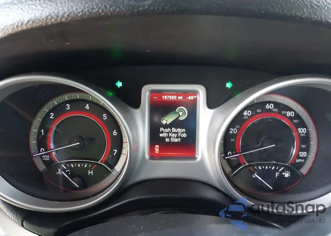 3C4PDCAB7JT188976: 42370370