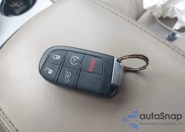 1C4RJECGXFC646728: 42370408