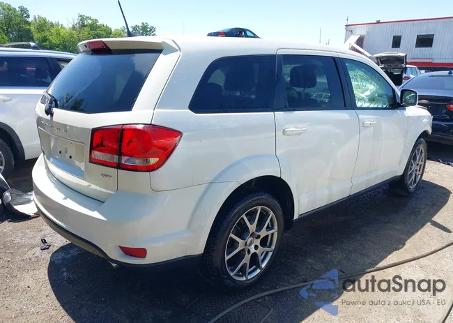 3C4PDDEG5JT390520: 42370420