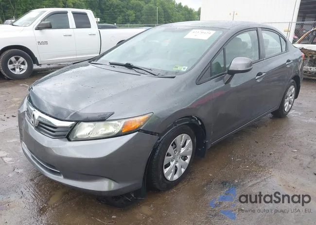 2HGFB2F57CH557993: 42370429