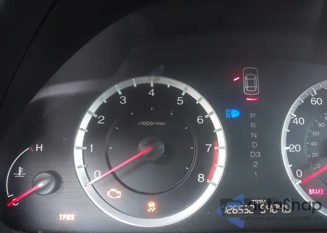 1HGCP3F85CA040288: 42370461