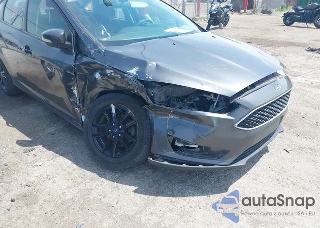 1FADP3F2XHL235013: 42370565