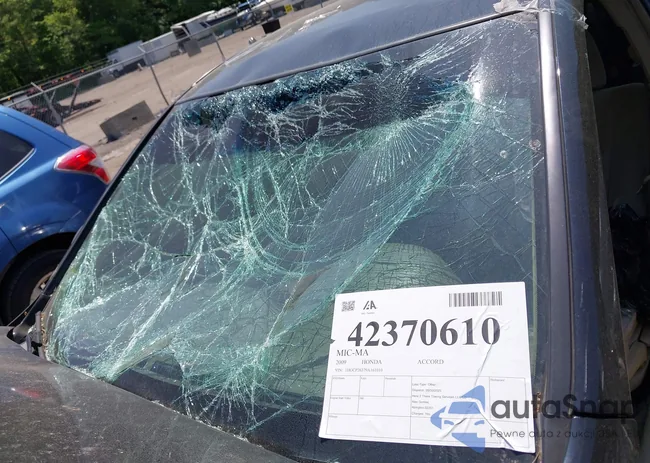 1HGCP26379A161010: 42370610