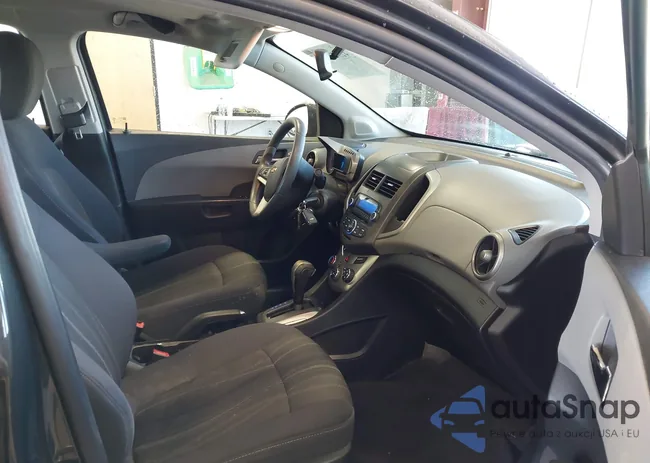 1G1JC5SH2E4199864: 42370631