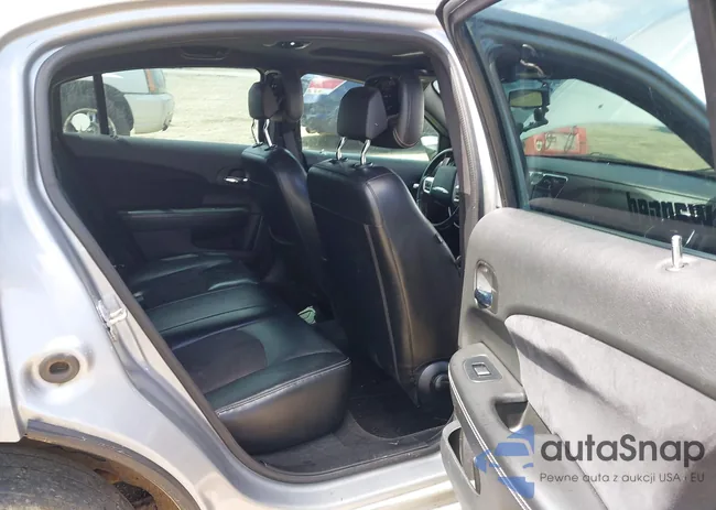 1C3CCBCG1EN170861: 42370696