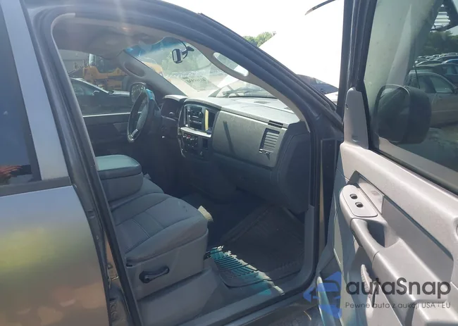 1D7HU18227J503882: 42369930