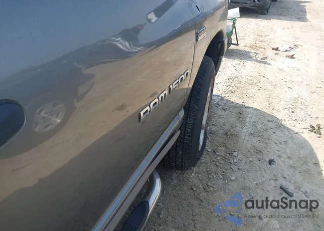 1D7HU18227J503882: 42369930