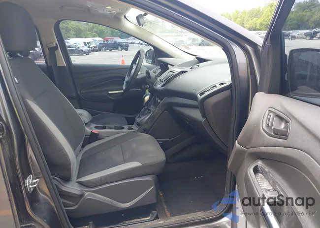 1FMCU0F75FUA37998: 42370100