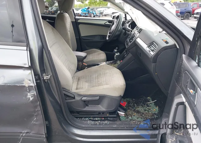 3VV1B7AX9NM005125: 42371110