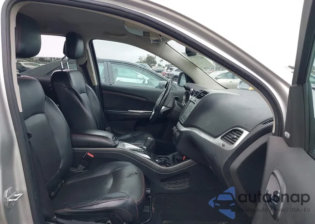 3C4PDDEG4DT559463: 42371113