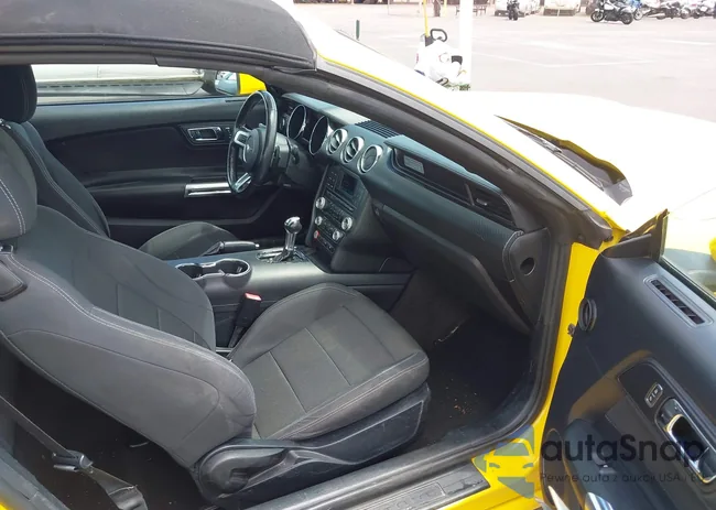 1FATP8EM5G5216142: 42371120