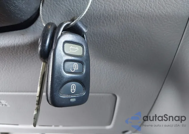 KNDJD736775666738: 42371168